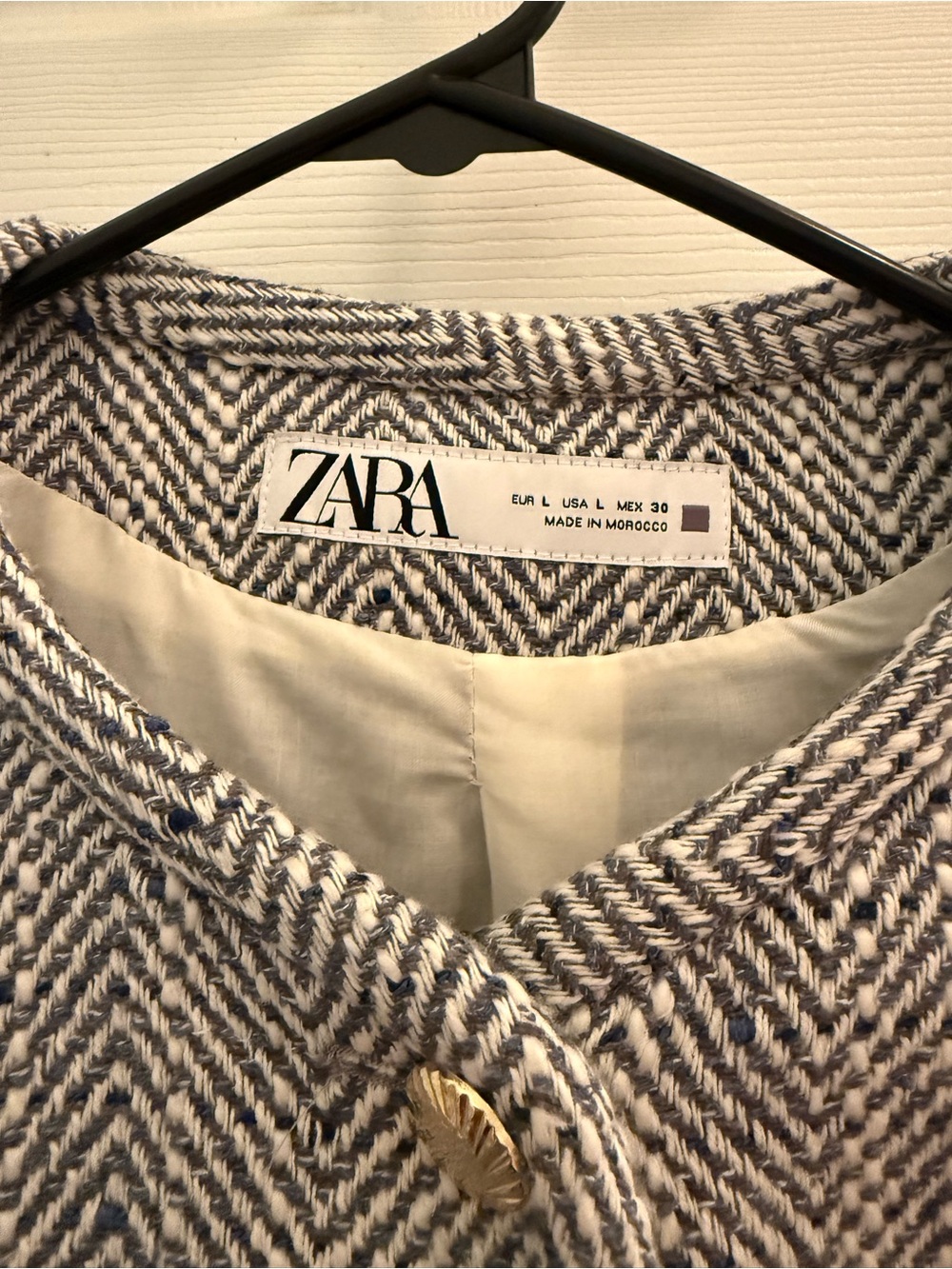 Zara Classic Herringbone Cropped Jacket in Black & White - Picture 5 of 5